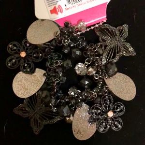 Gunmetal Butterfly/Peach Rhinestone Flower Br-let